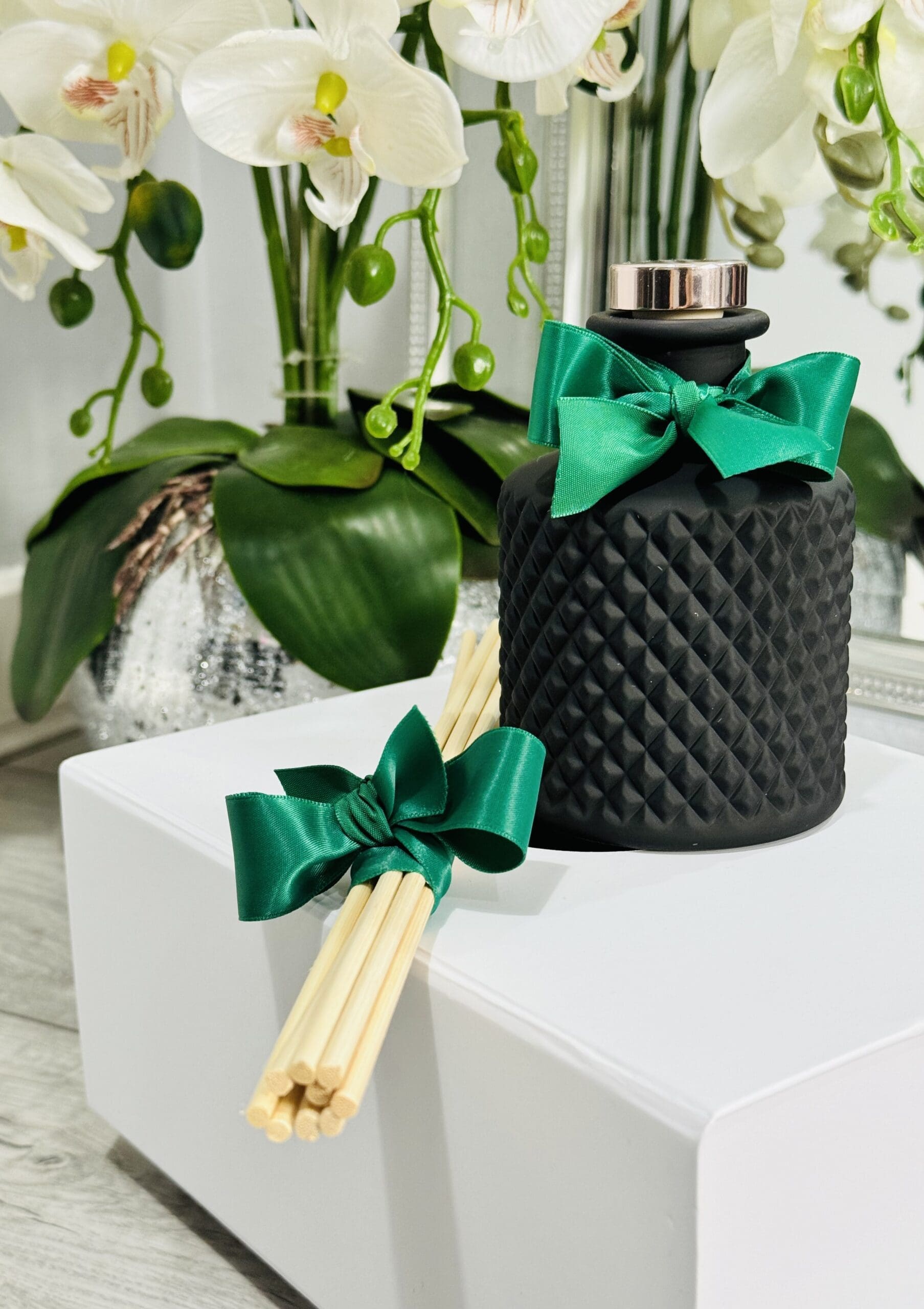 Bohemian Queen - Black & Emerald Green