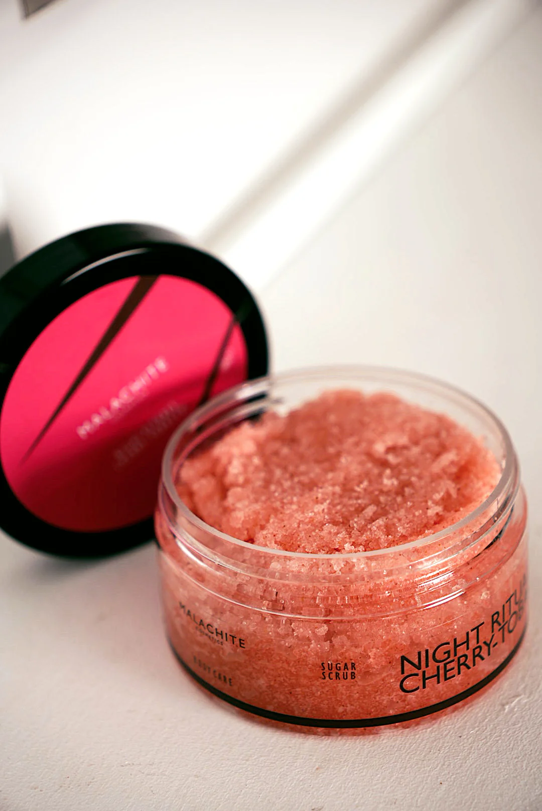 MALACHITE COSMETICS - Body Scrub "Cherry & Tobacco", 300gr