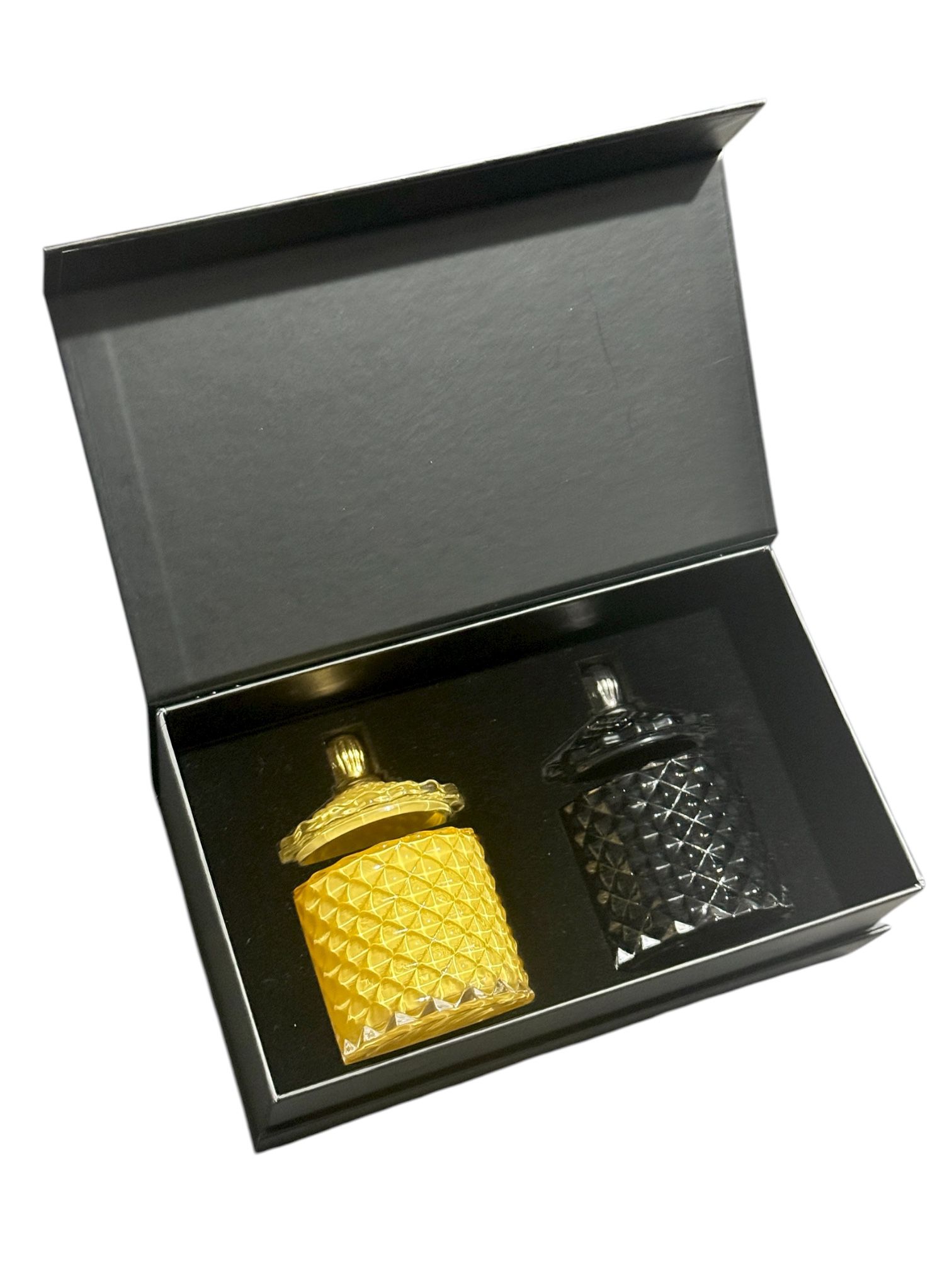 Luxury Magnetic Gift Box “Baby Diamond Cut” (fits 2 candles, 100g each) - Image 10